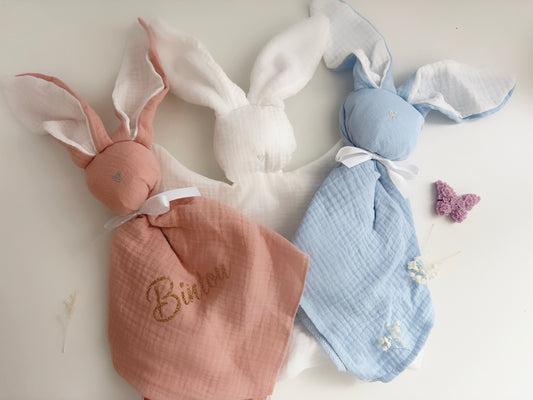 Doudou Lapin en Gaze de Coton – Personnalisable 🐰