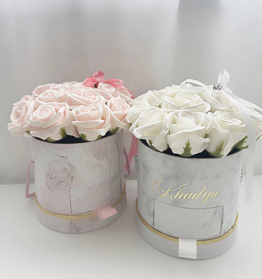 Boîte à bijoux fleurie - Collier inclus