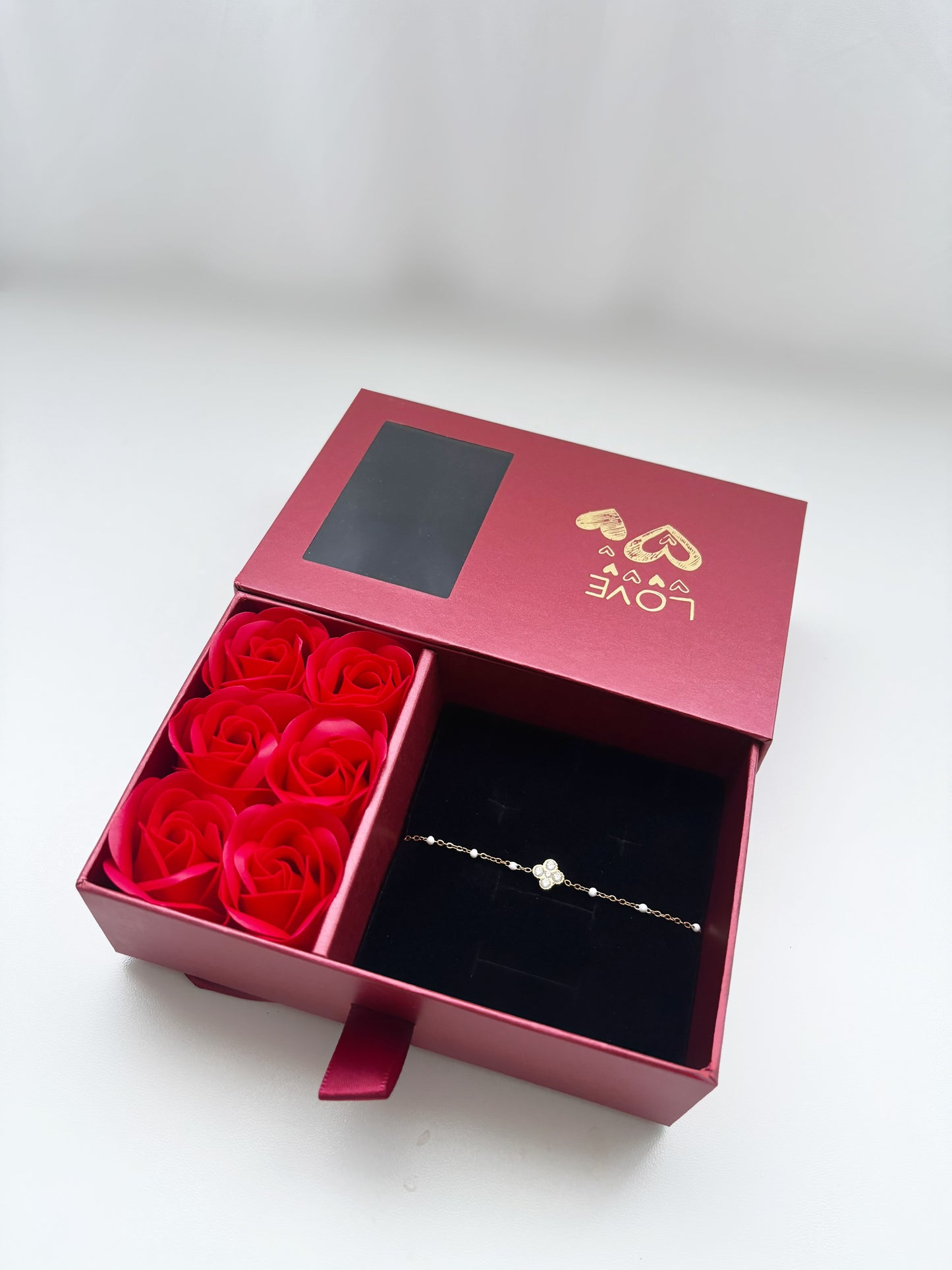 Boîte fleurie Personnalisée - bracelet inclus