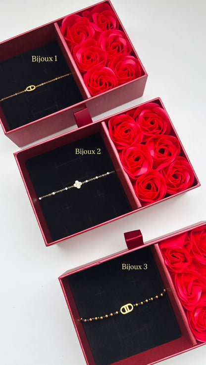 Boîte fleurie Personnalisée - bracelet inclus