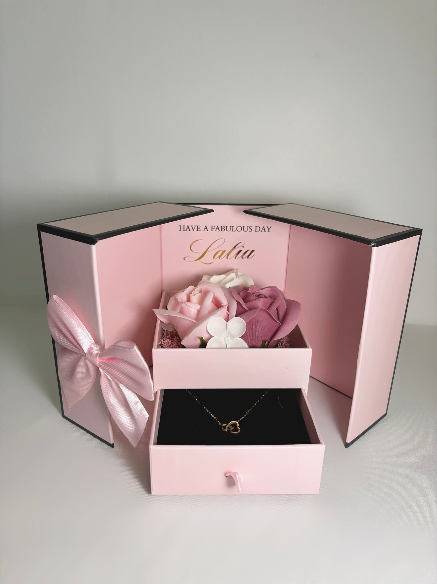 Boîte à bijoux collier cœur rose